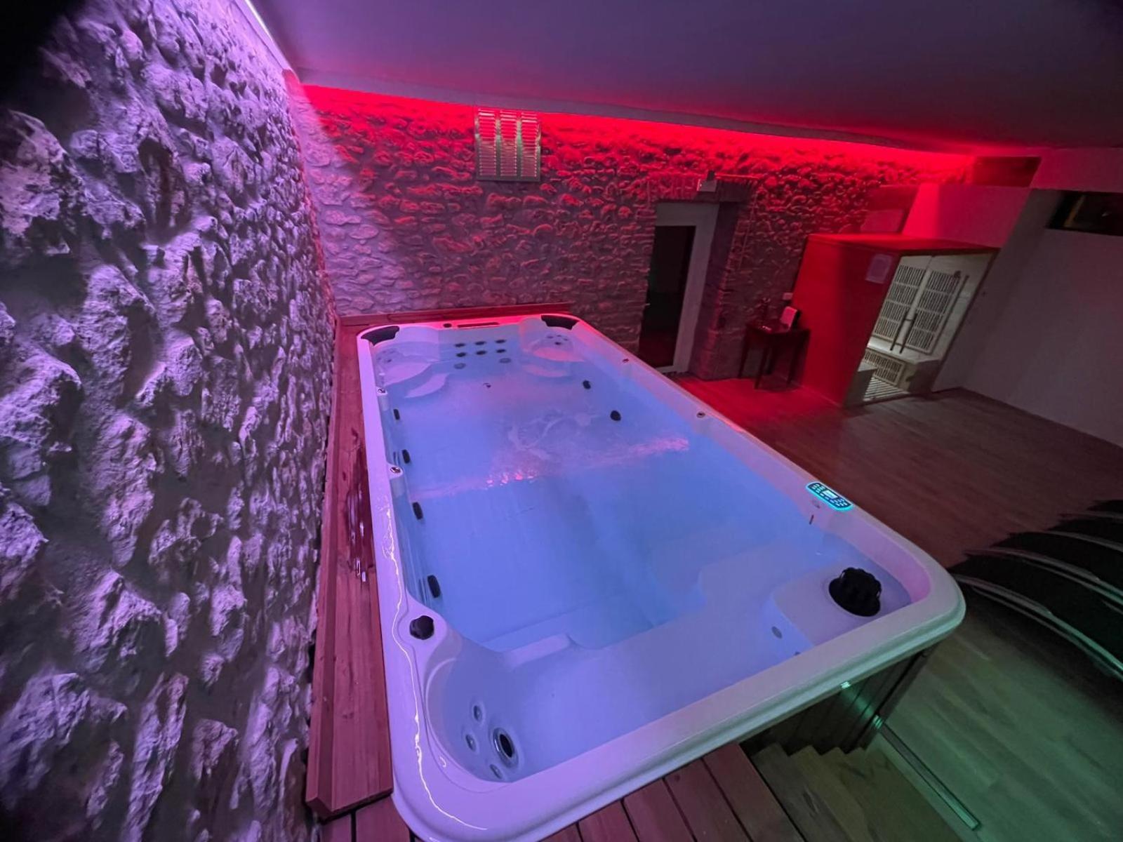 Novecento Luxury&Spa Residence 4 Stelle Montese Eksteriør bilde